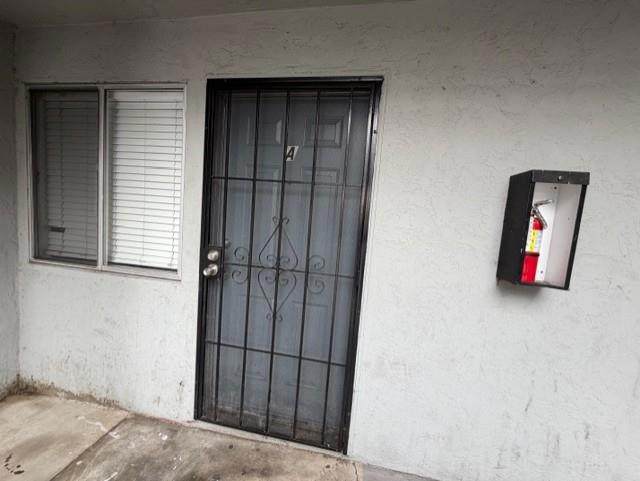 410 34th Street - Photo 1