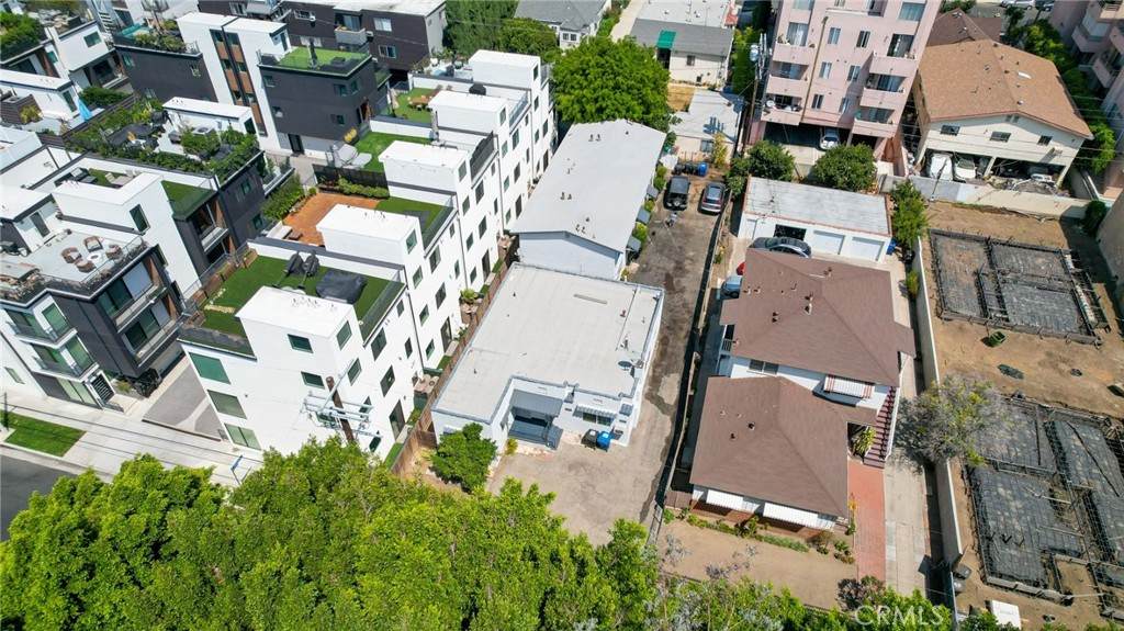 6513 Lexington Avenue - Photo 1