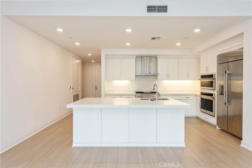 1205 Rivington - Photo 1