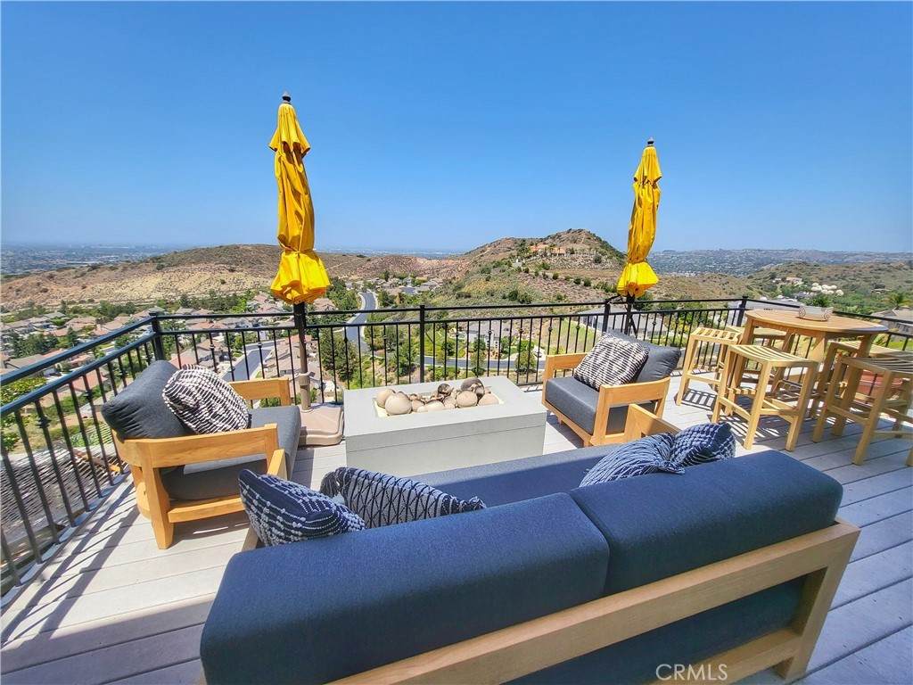 6206 Cliffway Drive - Photo 1