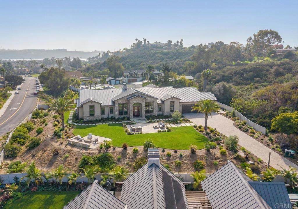 https://bt-photos.global.ssl.fastly.net/socal/orig_boomver_1_409532746-2.jpg