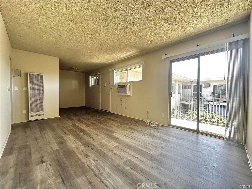 908 Marguerita Avenue - Photo 1