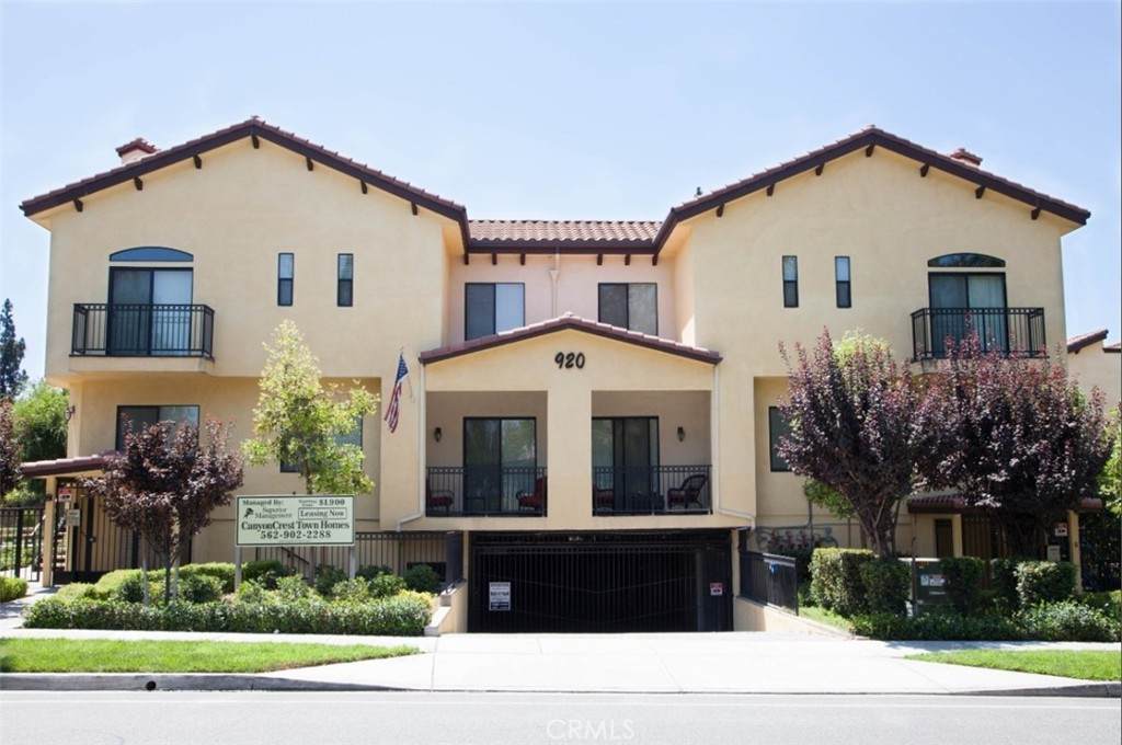 920 Central - Photo 1