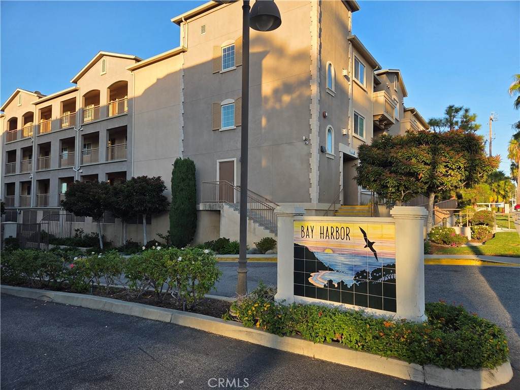 1435 Lomita - Photo 1