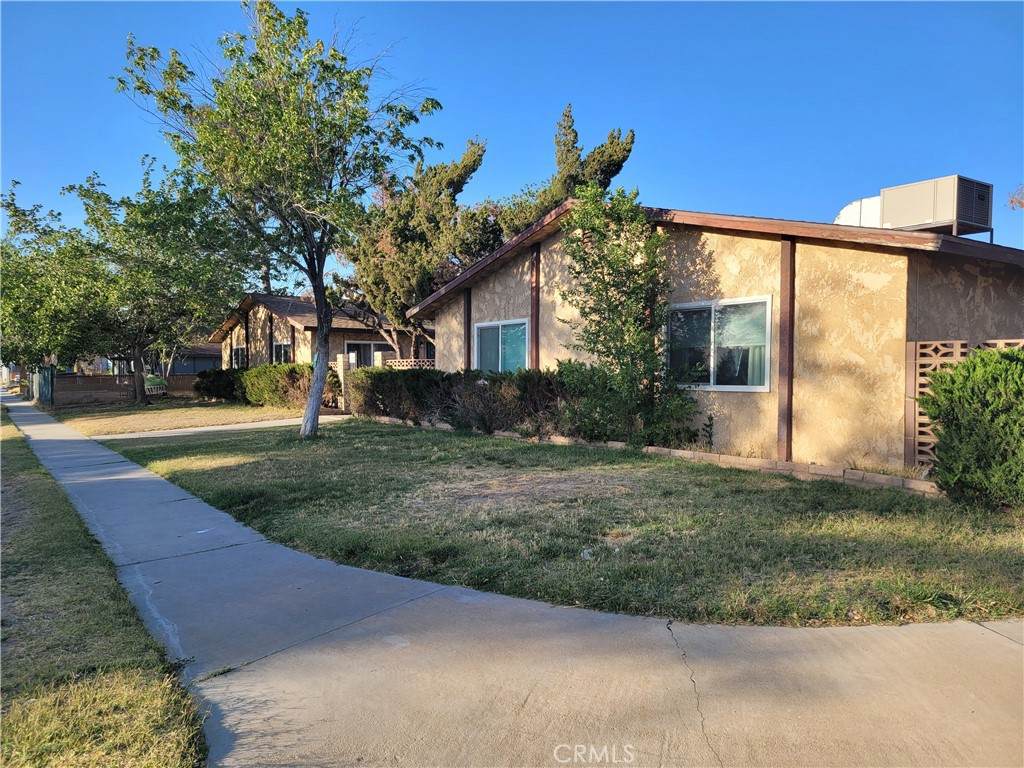 45100 Spearman Ave - Photo 1