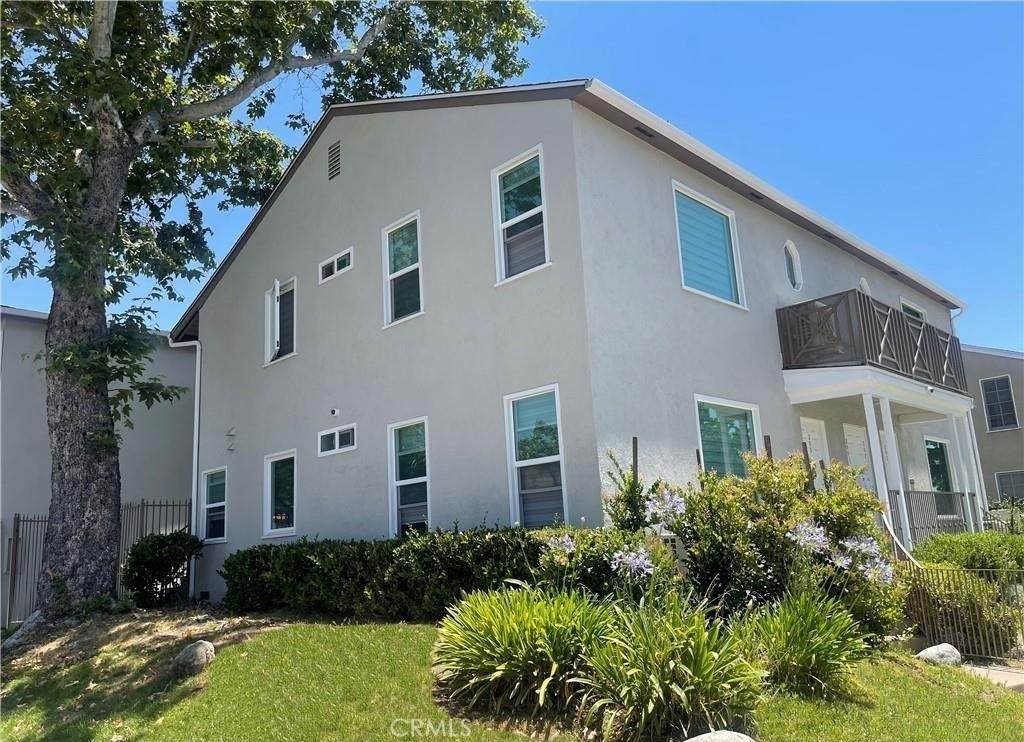 1206 Harvard Street - Photo 1