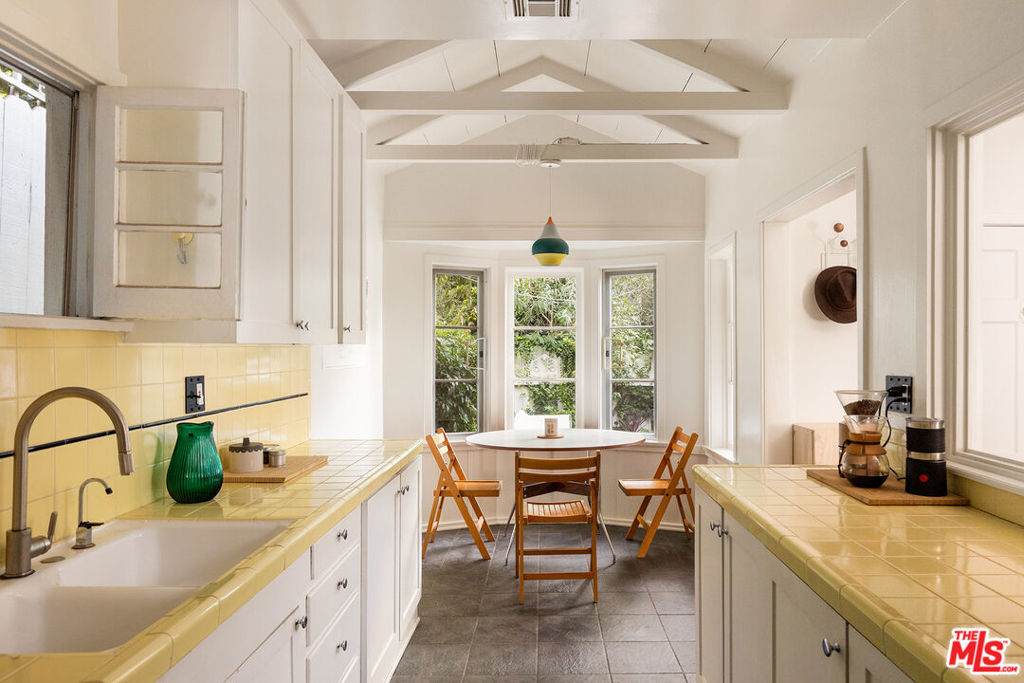 2146 Stanley Hills Drive - Photo 1