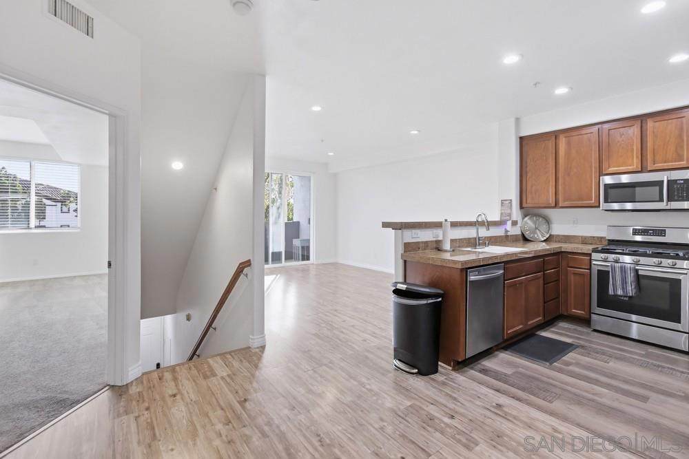 1760 E Palomar Street - Photo 1