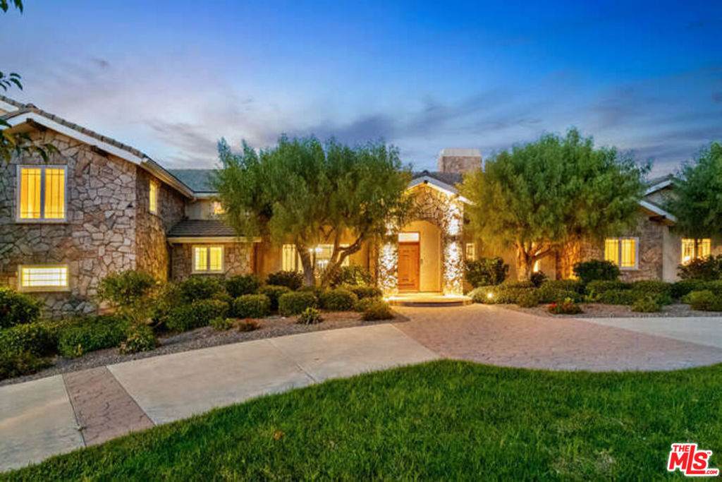 525 Valley Vista Drive - Photo 1