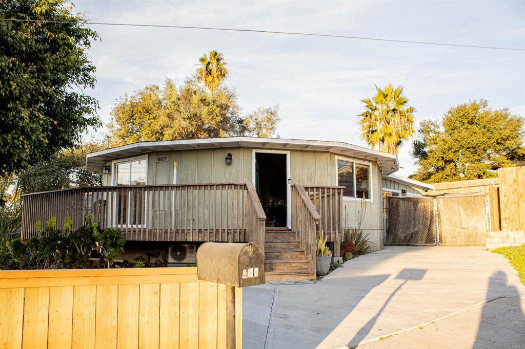 807 Kempton Street - Photo 1