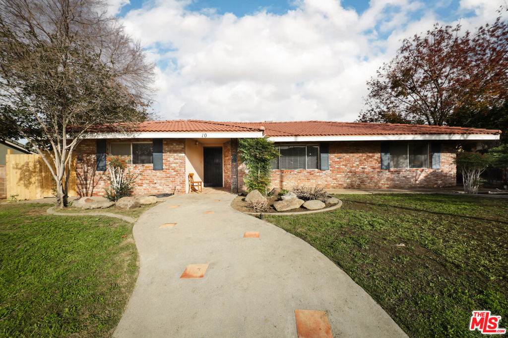 10 Grey Way - Photo 1