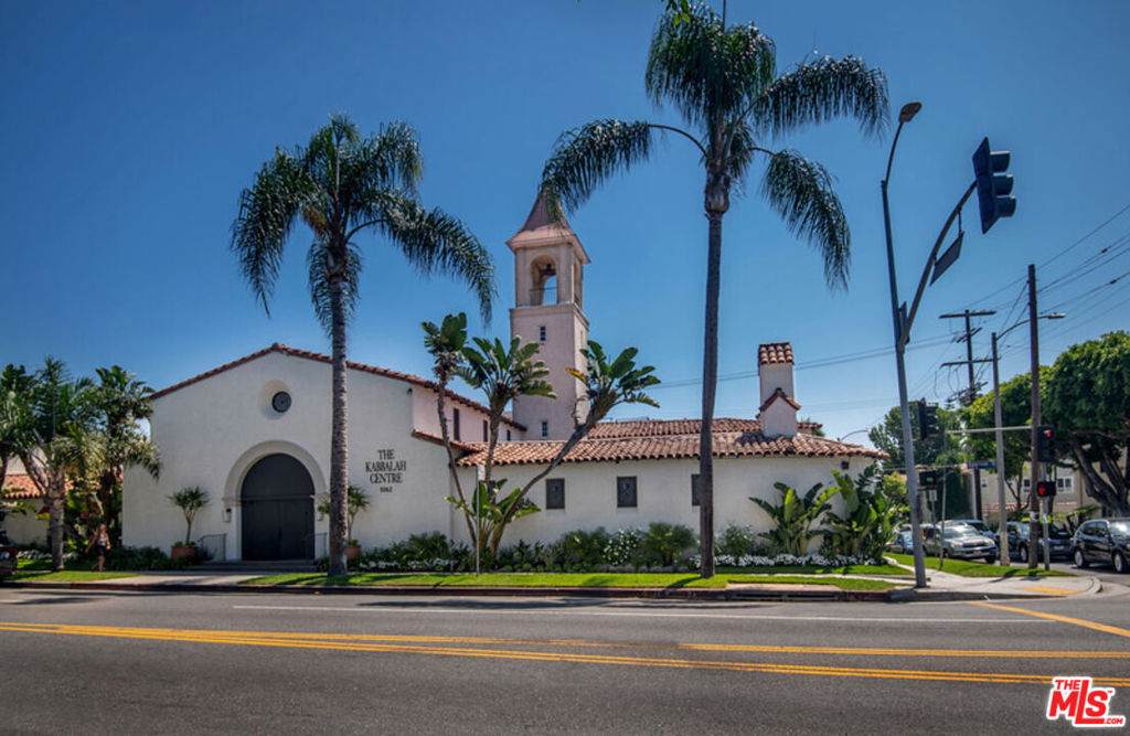 1062 Robertson Boulevard - Photo 1