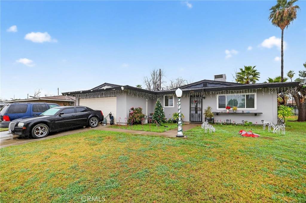 2588 Byron - Photo 1