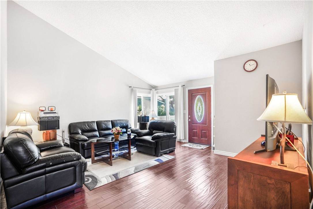 1645 La Paloma - Photo 1