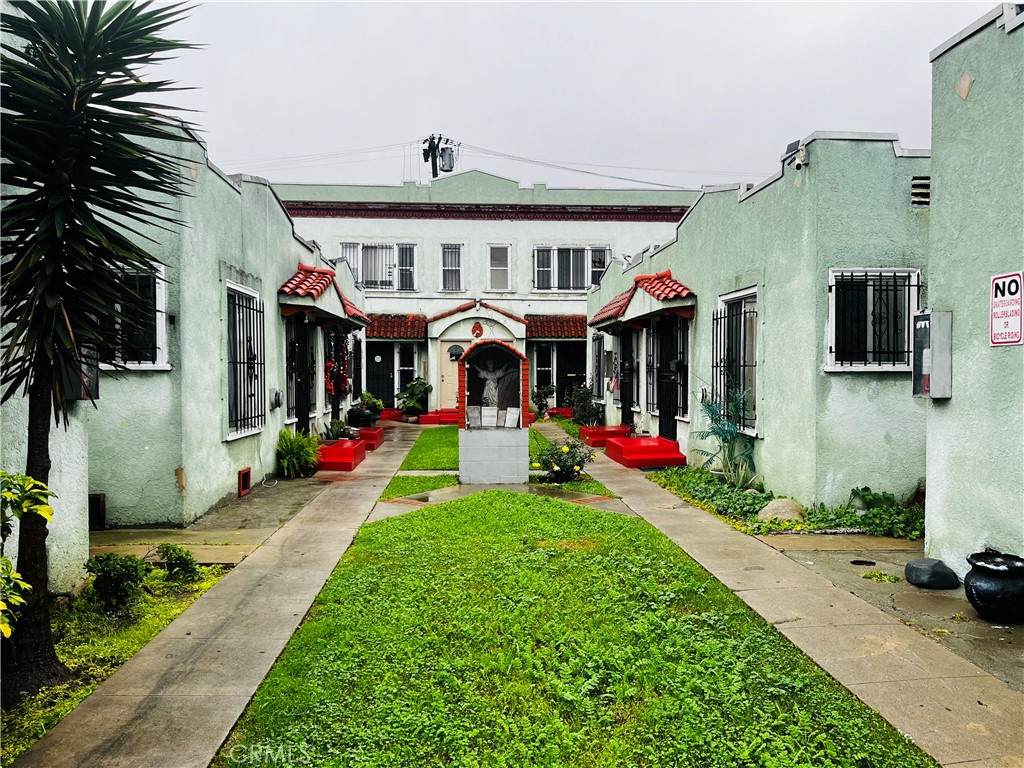 6325 Figueroa Street - Photo 1