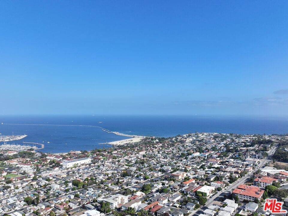 https://bt-photos.global.ssl.fastly.net/socal/orig_boomver_1_410102917-2.jpg