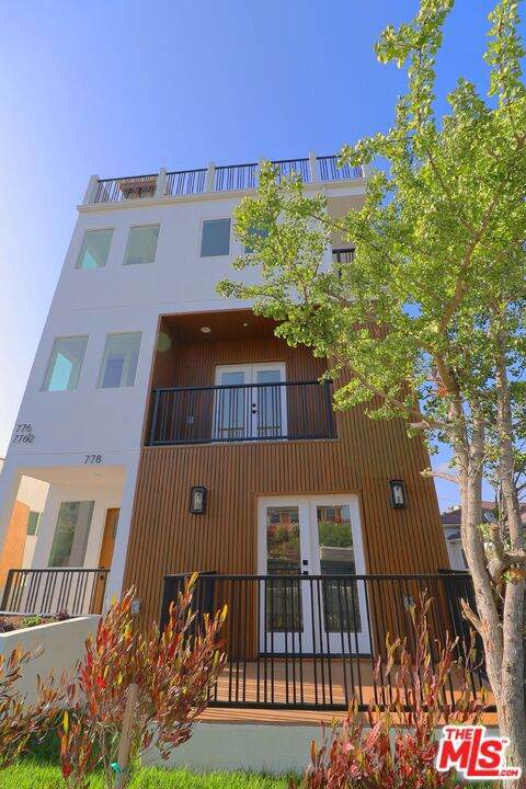 778 25th Street - Photo 1