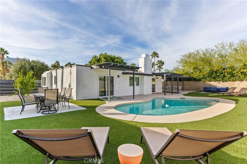 2564 Aurora Drive - Photo 1