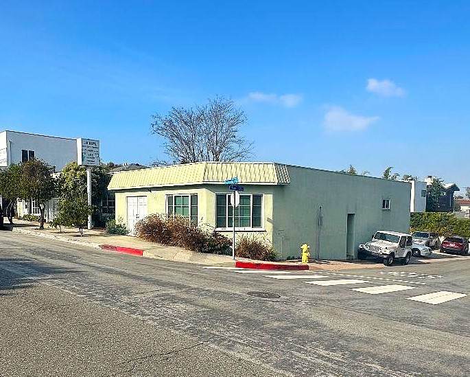 947 Manhattan Beach Blvd Boulevard - Photo 1