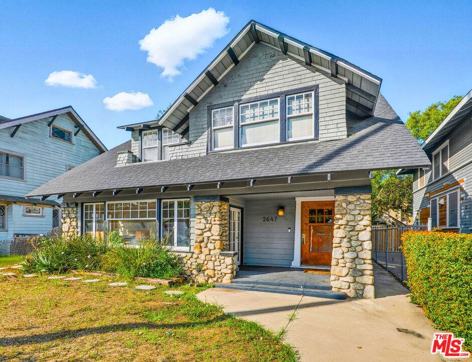 2647 Raymond Avenue - Photo 1