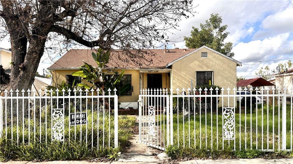 2627 Doreen - Photo 1