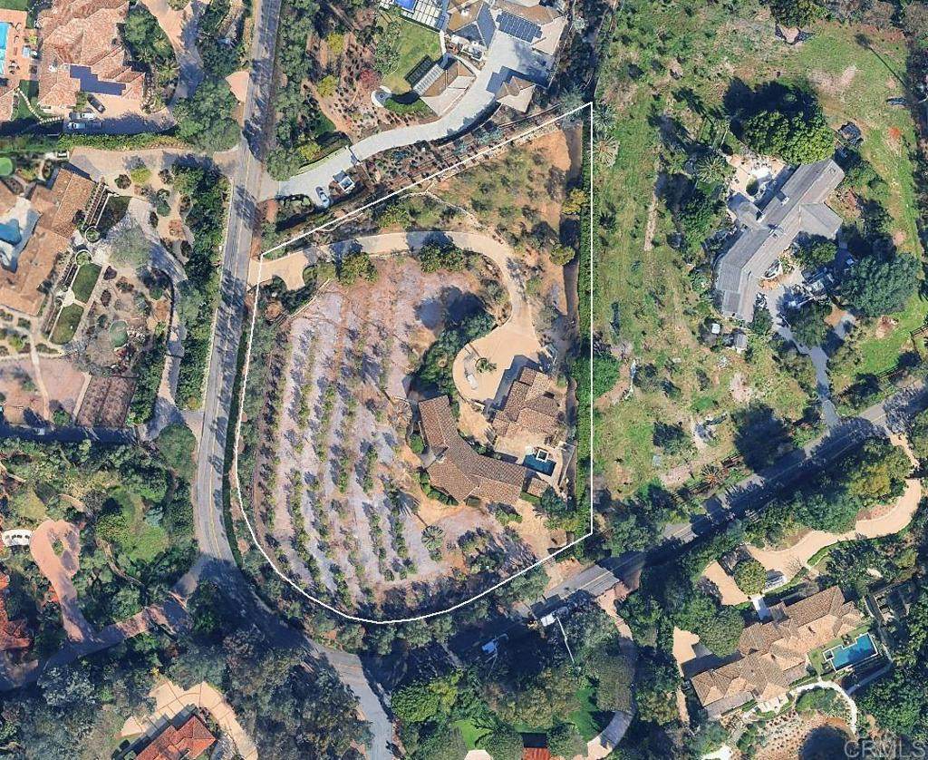 6858 Las Colinas - Photo 1