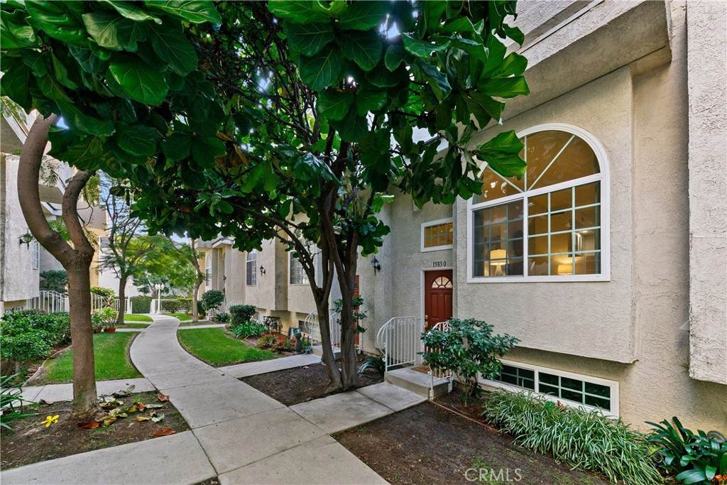 15830 Jupiter Place - Photo 1