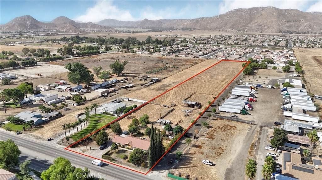 492 Sanderson Avenue - Photo 1