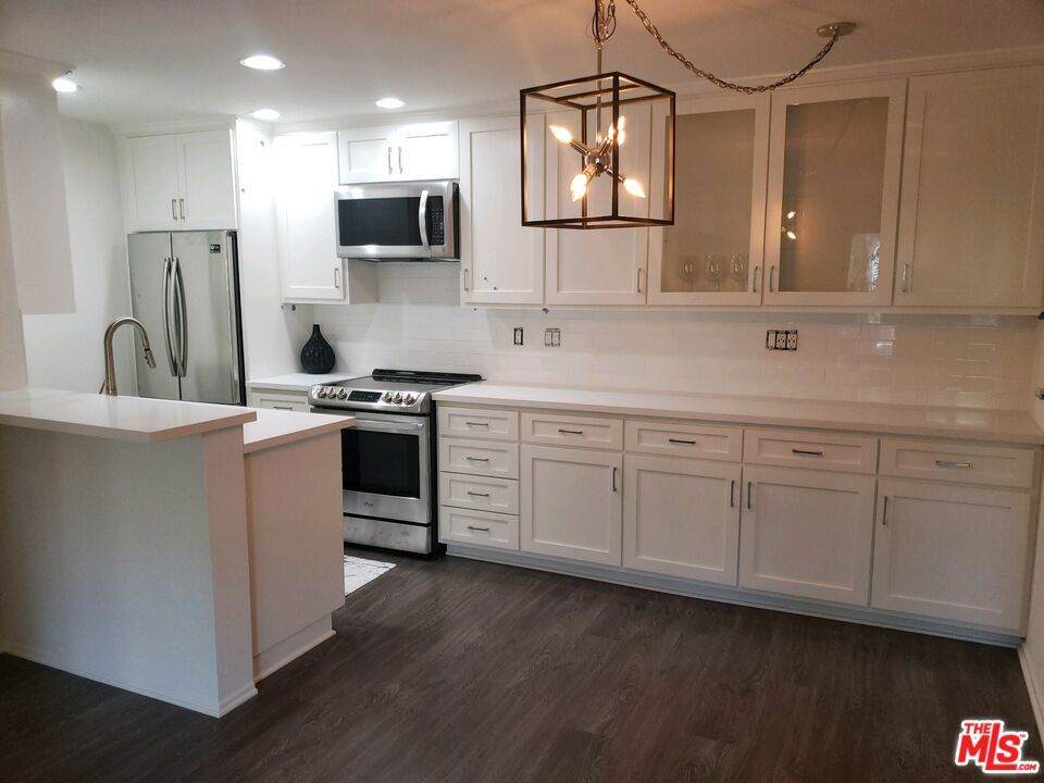 8163 Redlands Street - Photo 1