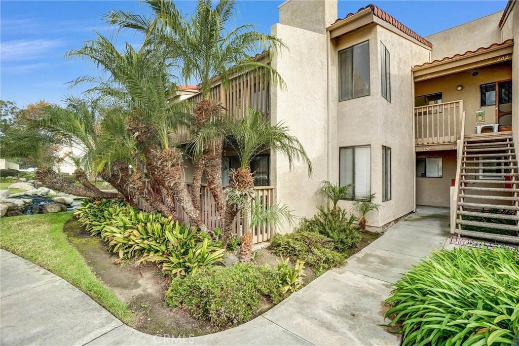 https://bt-photos.global.ssl.fastly.net/socal/orig_boomver_1_410427100-2.jpg