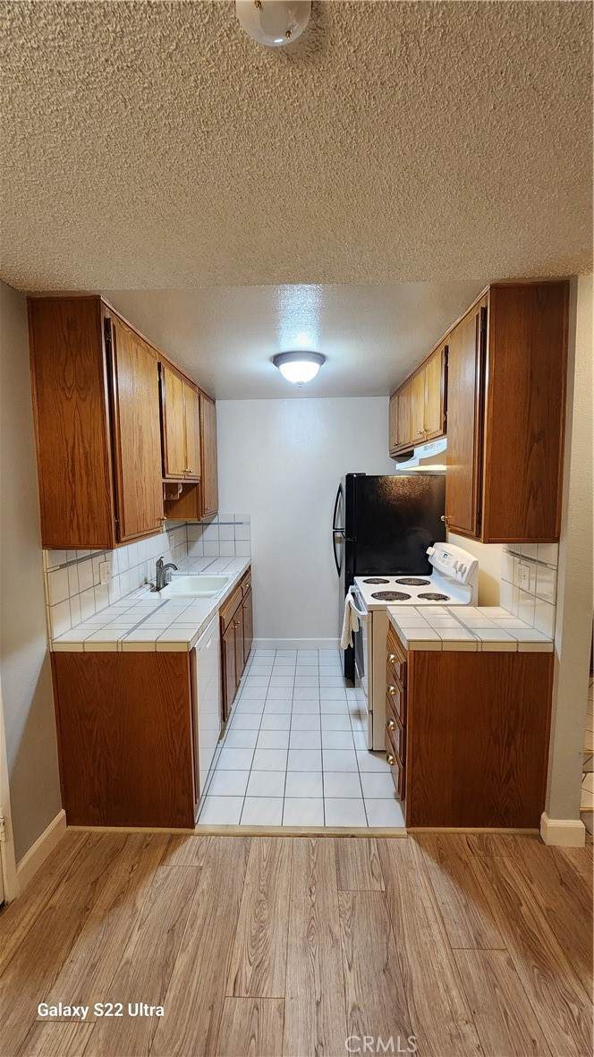 3565 Linden - Photo 1
