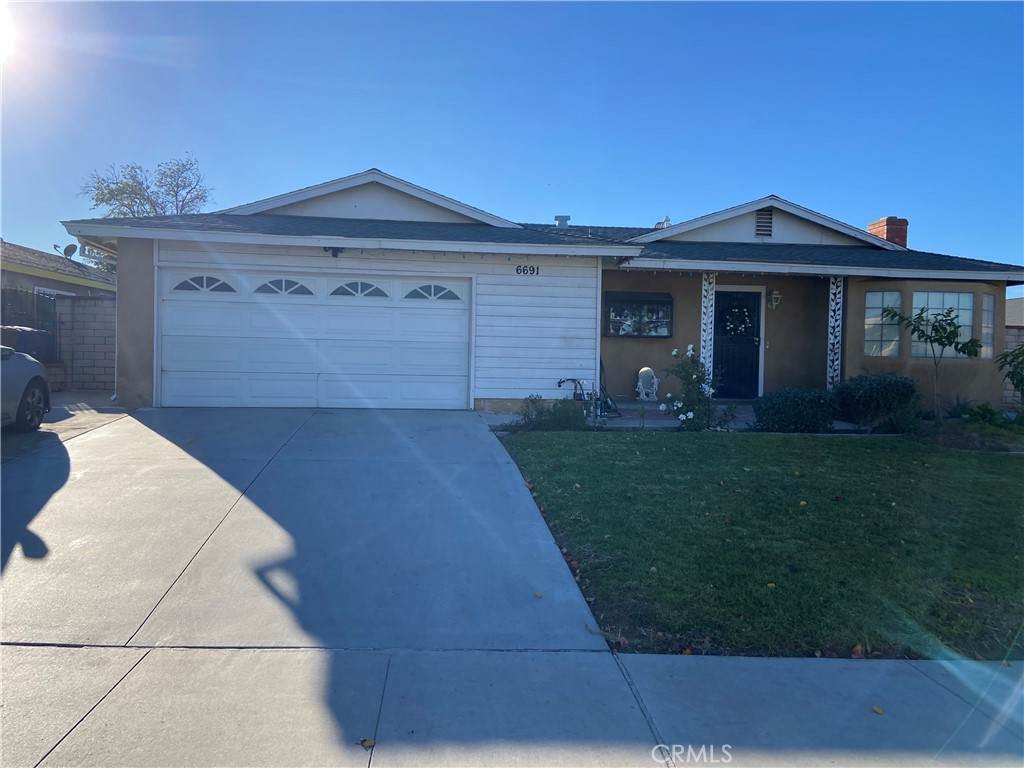 6691 Dorinda - Photo 1