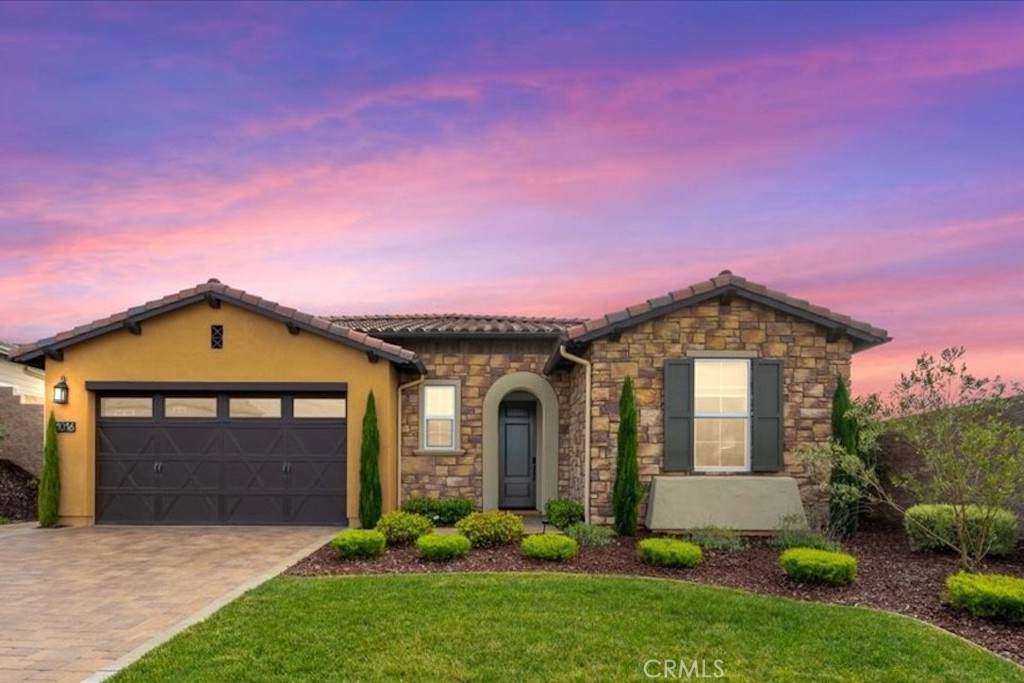 1016 Trail View - Photo 1
