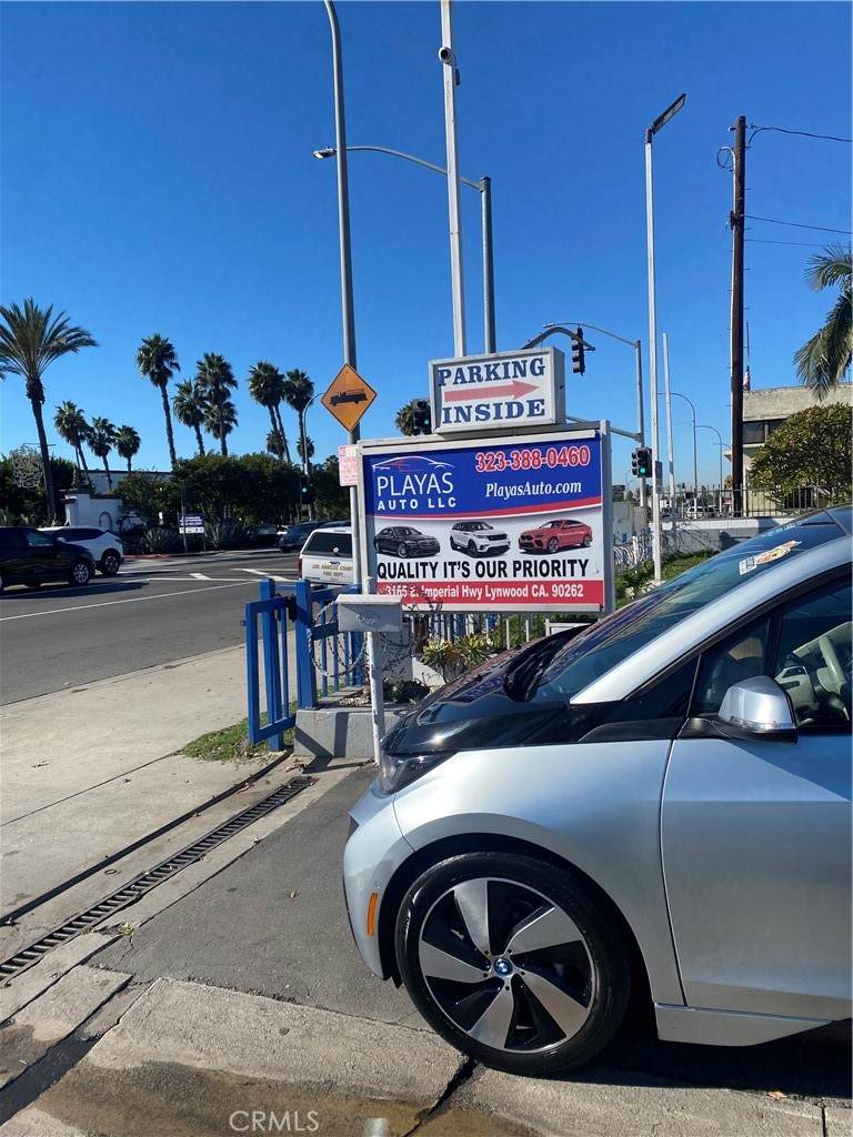 3165 Imperial Highway - Photo 1