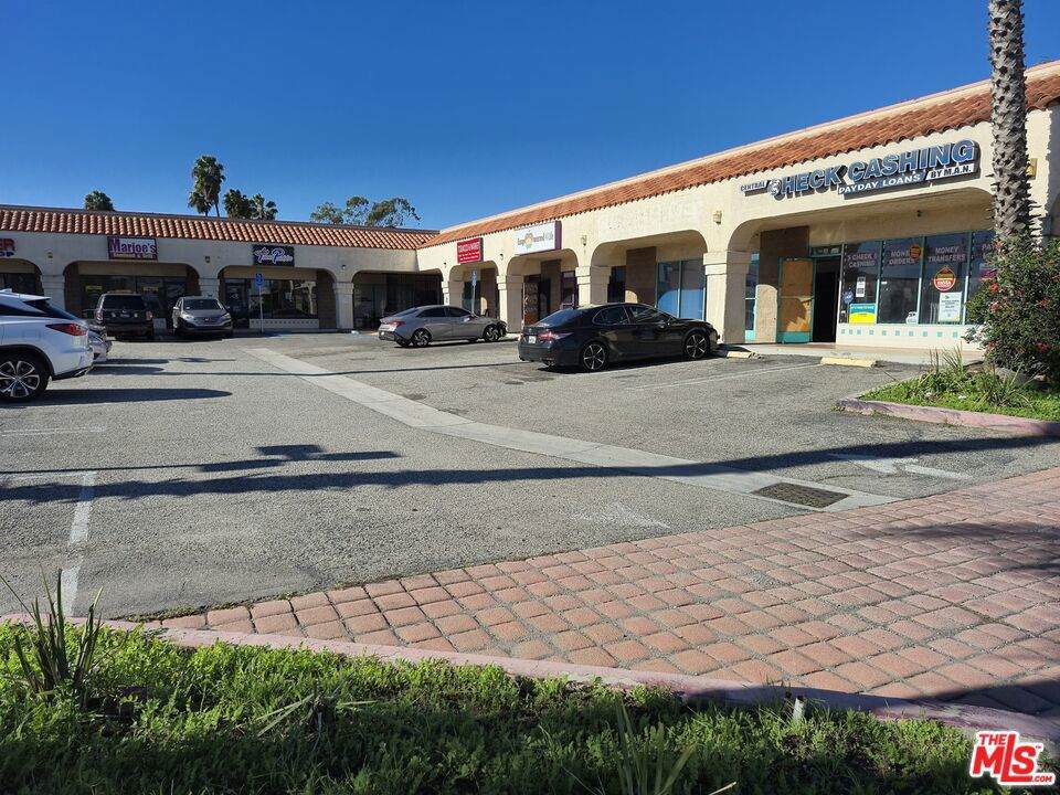 17531 Central Avenue - Photo 1