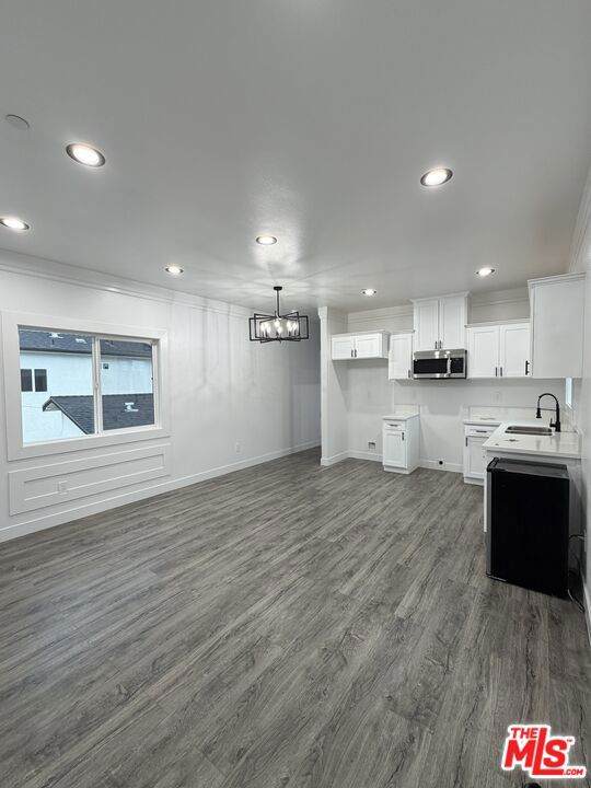 8624 Graham Avenue - Photo 1