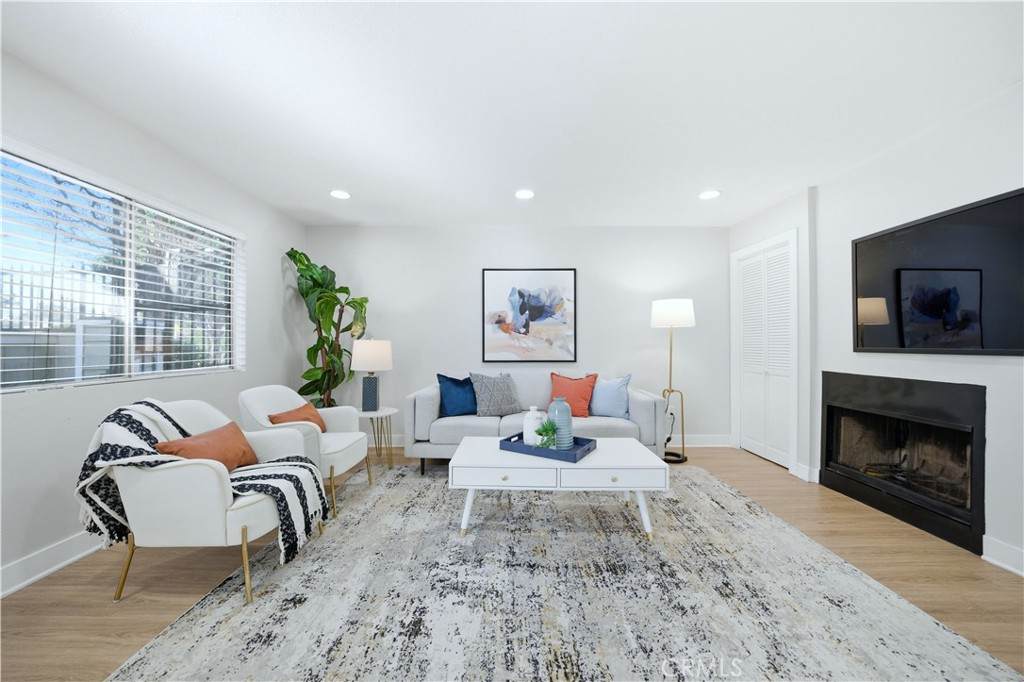 10700 Colima - Photo 1