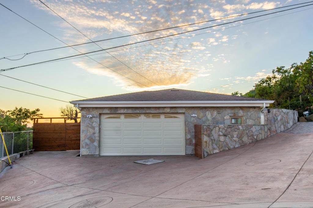713 Mission Drive - Photo 1
