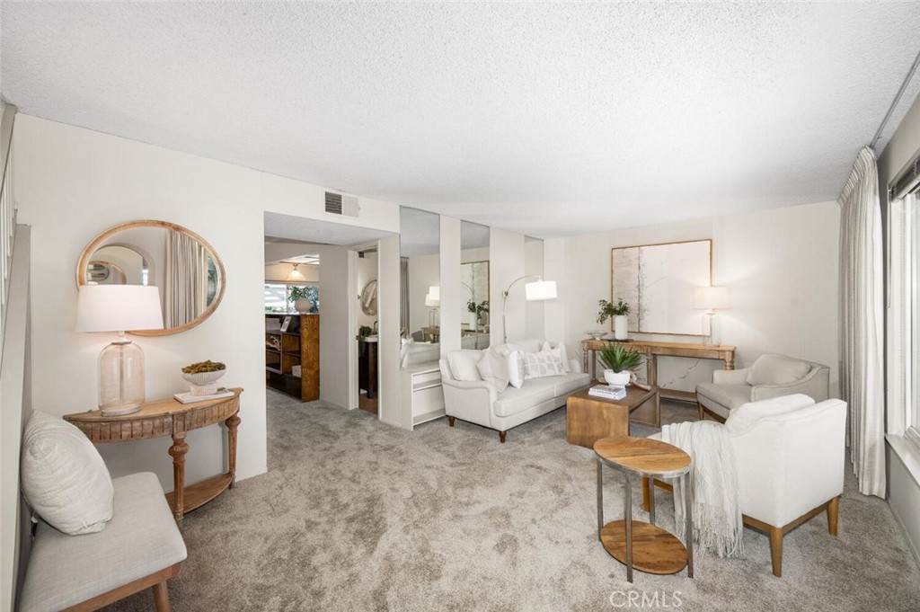 4043 Larwin Ave - Photo 1