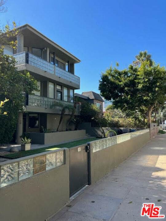 20 28TH Avenue - Photo 1