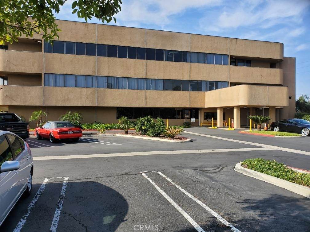 9042 Garfield - Photo 1