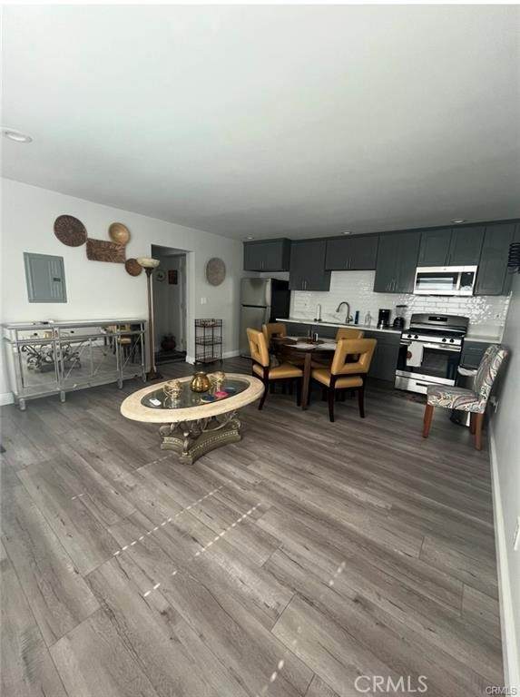 1303 109th - Photo 1