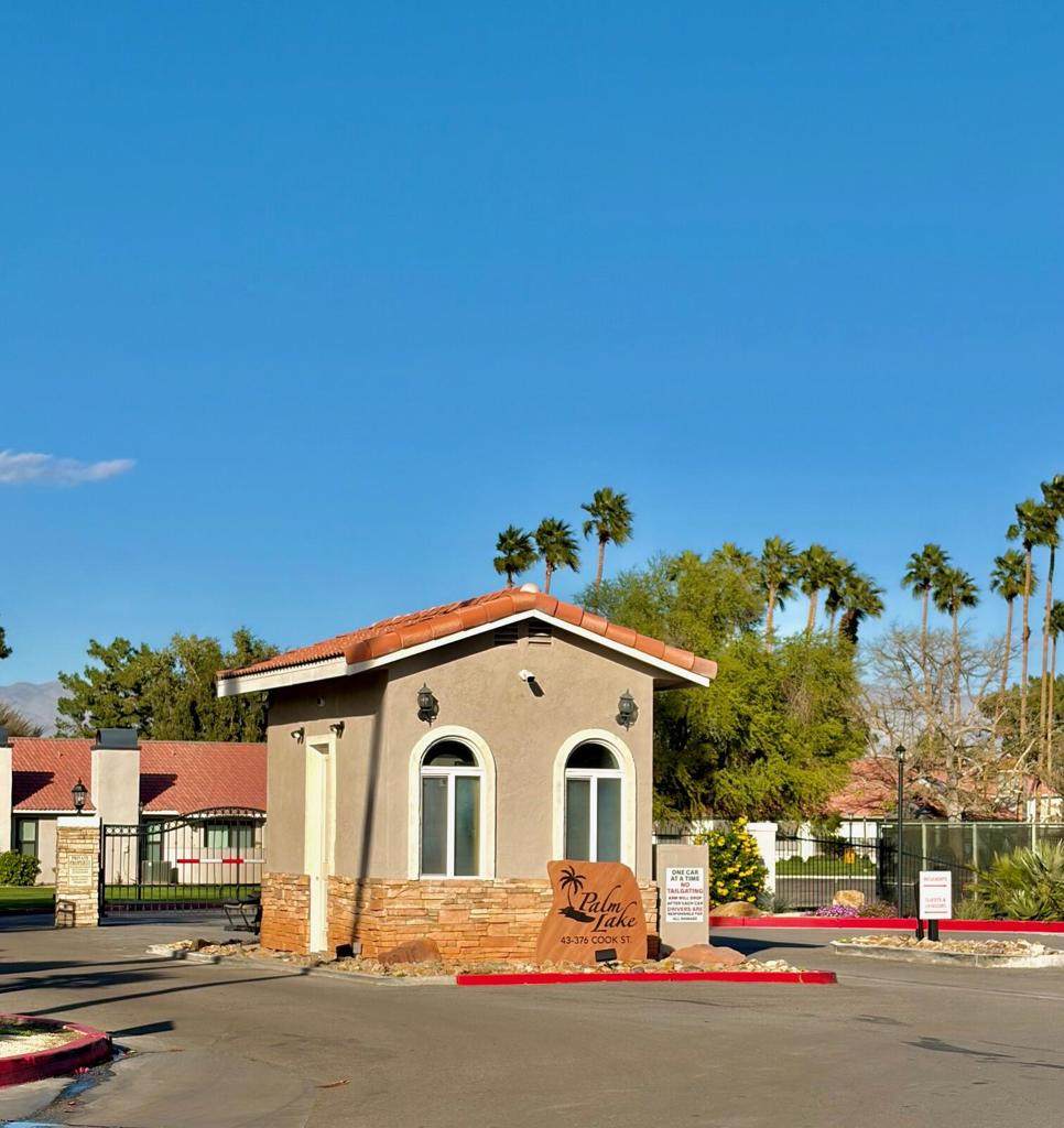 https://bt-photos.global.ssl.fastly.net/socal/orig_boomver_1_410827217-2.jpg