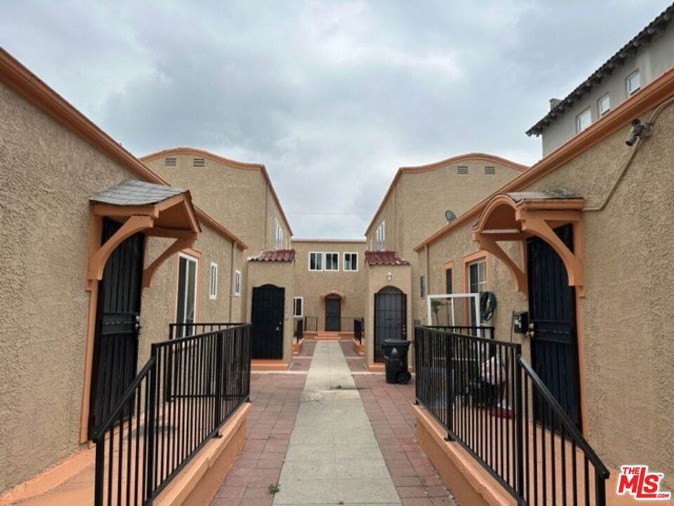 836 Catalina Street - Photo 1