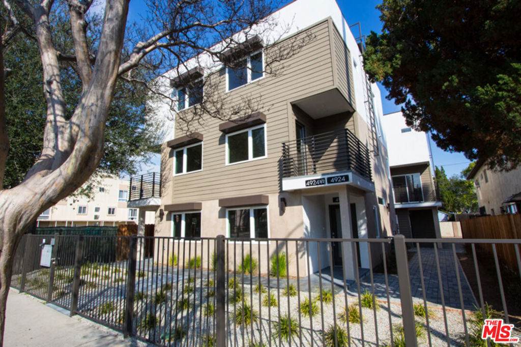 4924 Laurel Canyon - Photo 1