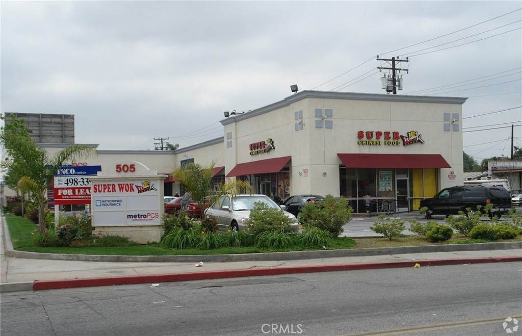 505 Long Beach Boulevard - Photo 1