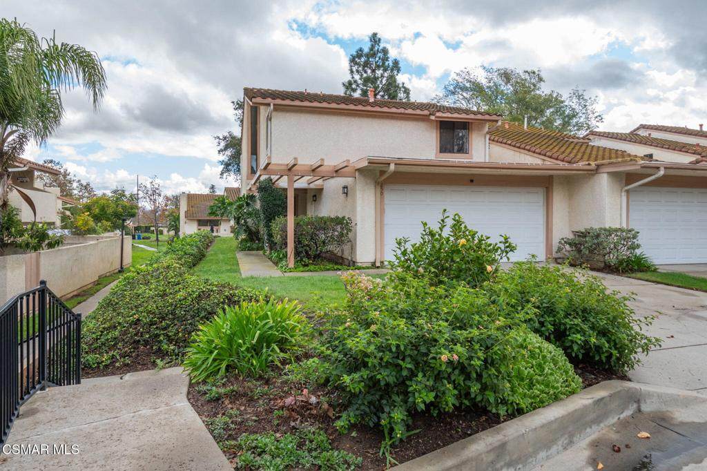 250 Mariposa Drive - Photo 1