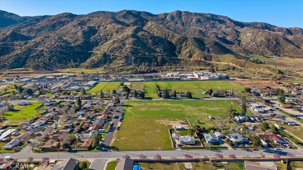 514 Victory - Photo 1