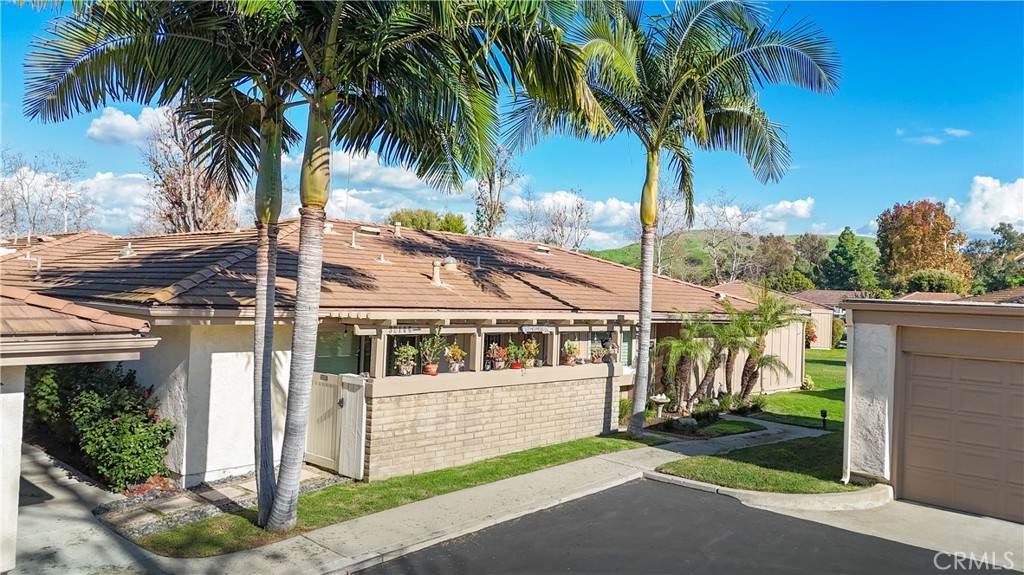 32146 Via Barrida - Photo 1