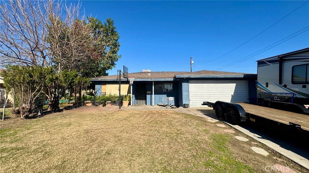 2200 Julian - Photo 1